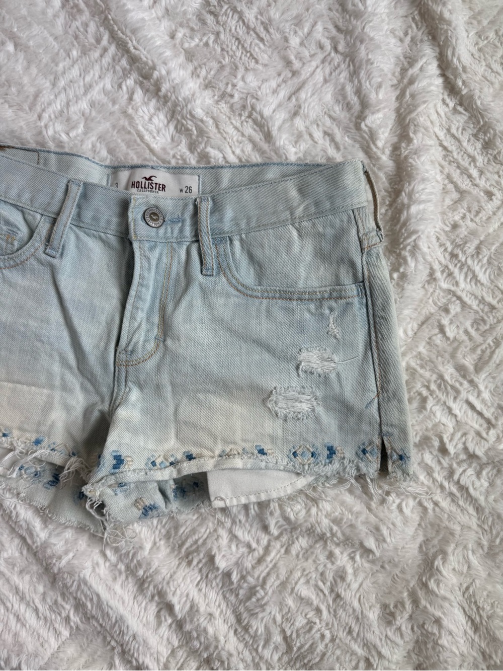 Y2K 2000s vintage Hollister Elena Gilbert Bella Swan low rise denim shorts - Picture 5 of 7